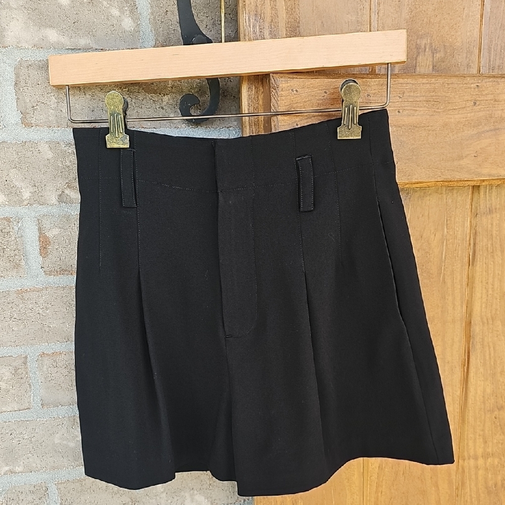 Alice + Olivia Black Shorts